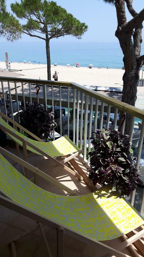 Apartamentos Catalunya Platja d'Aro Luaran gambar